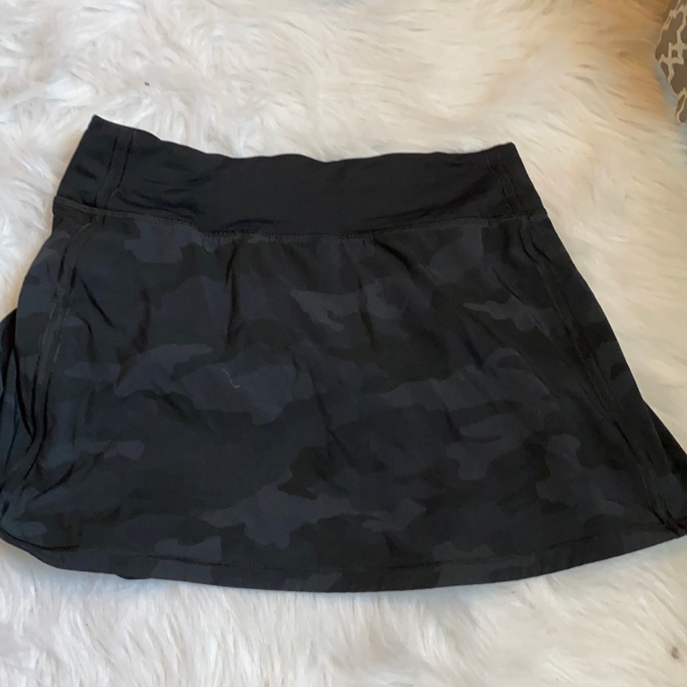 Tall Size 4 Lululemon Camo Skirt